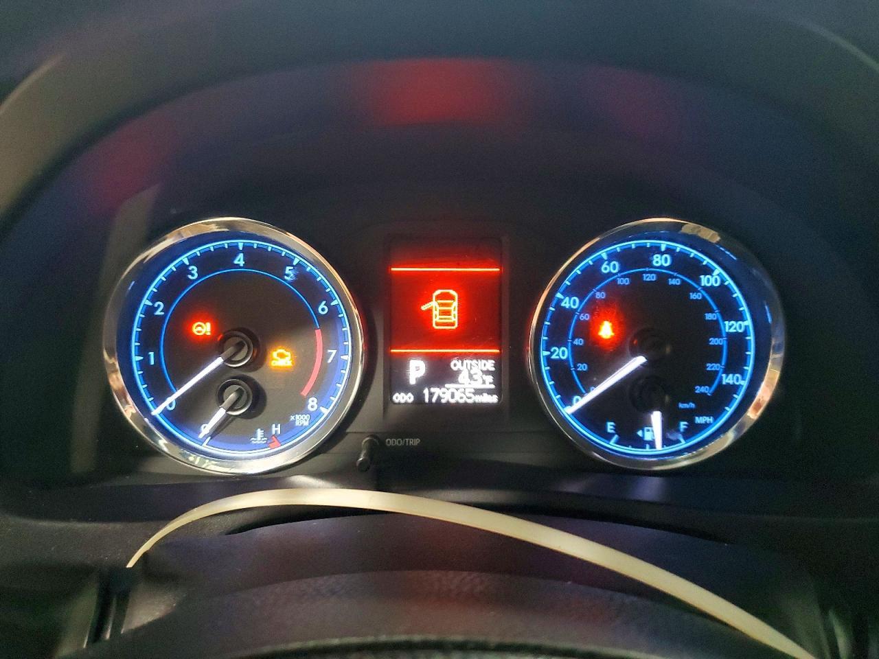 2018 TOYOTA COROLLA