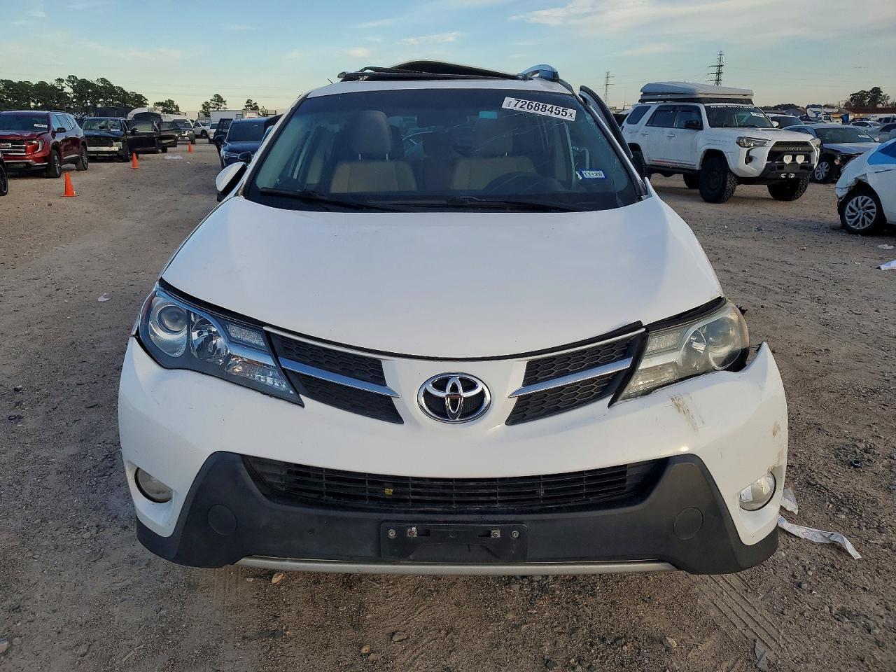 2015 TOYOTA RAV4