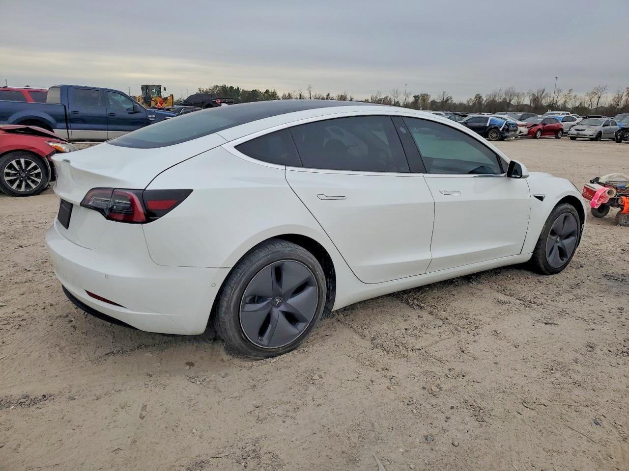 2019 TESLA MODEL 3