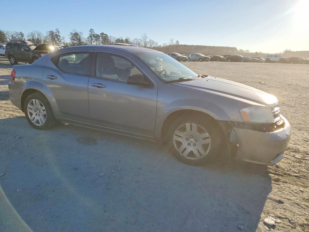 2013 DODGE Avenger