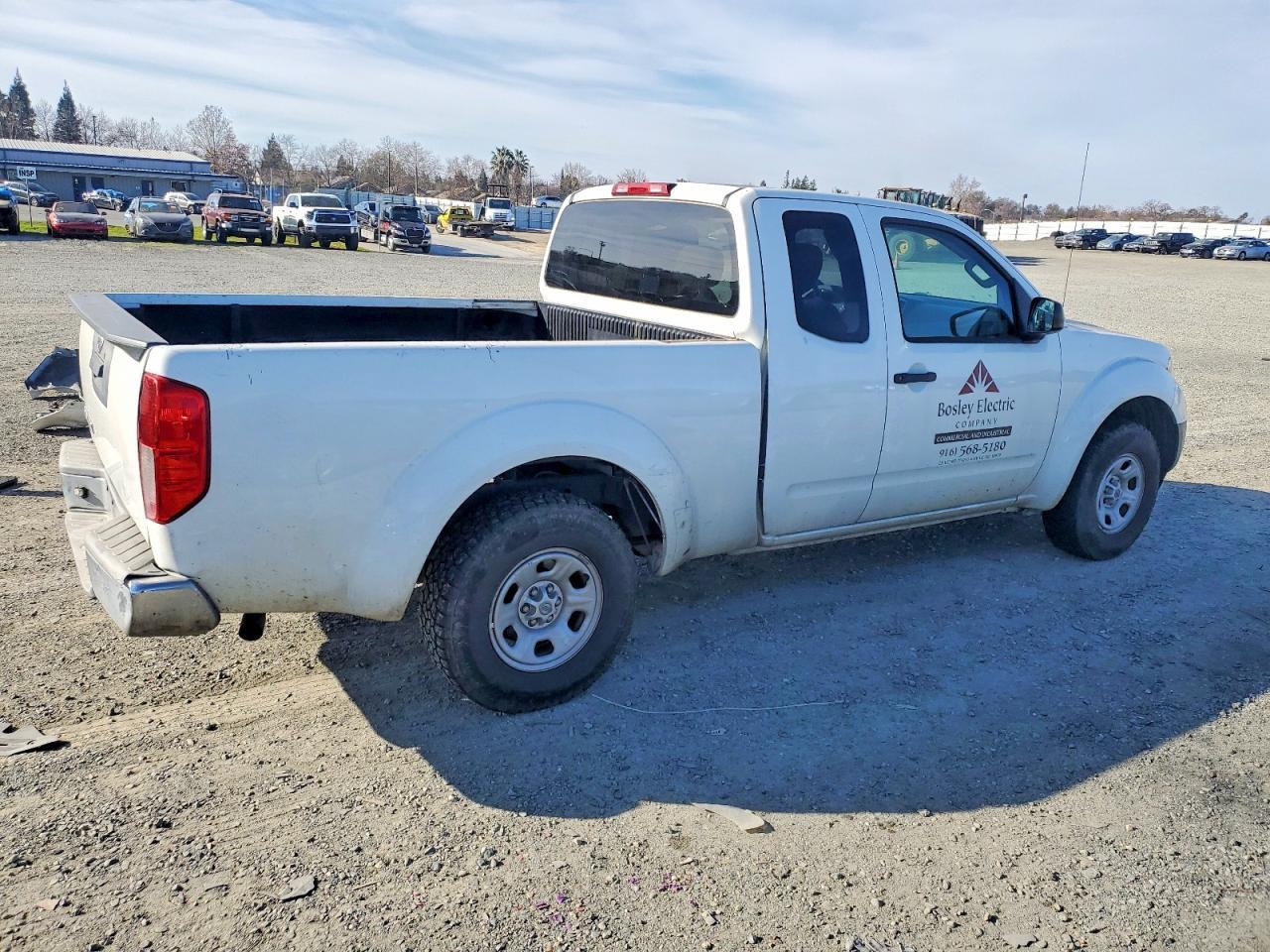 2016 NISSAN Frontier