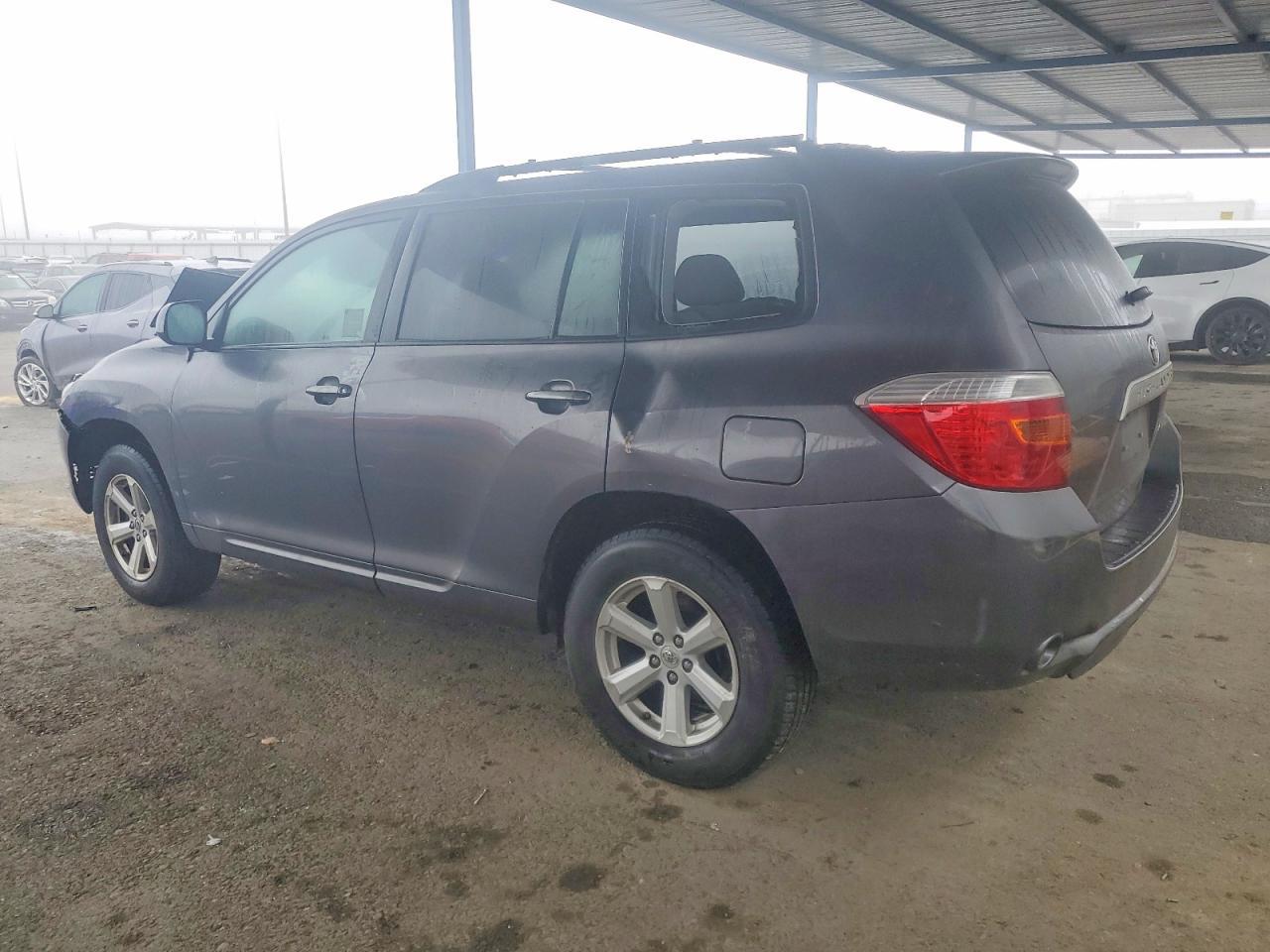 2010 TOYOTA HIGHLANDER