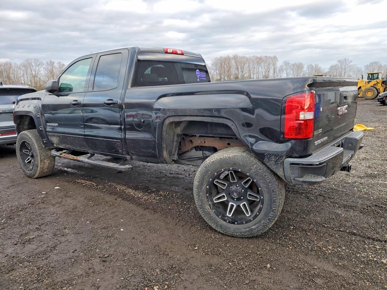 2015 GMC Sierra