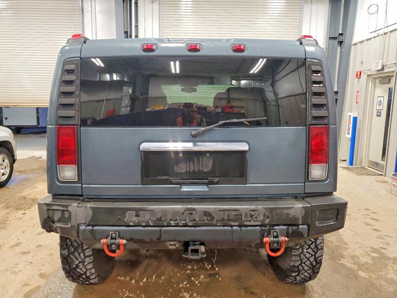 2005 HUMMER H2
