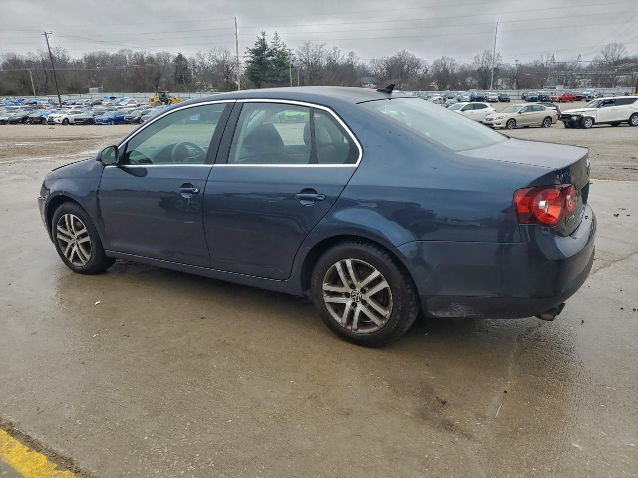 2010 VOLKSWAGEN JETTA