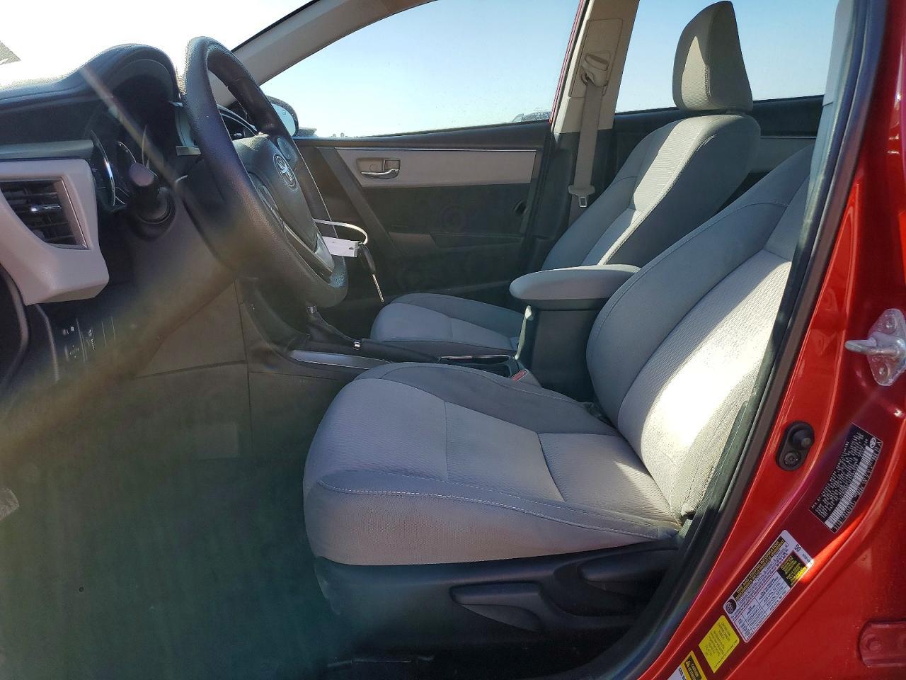 2015 TOYOTA COROLLA