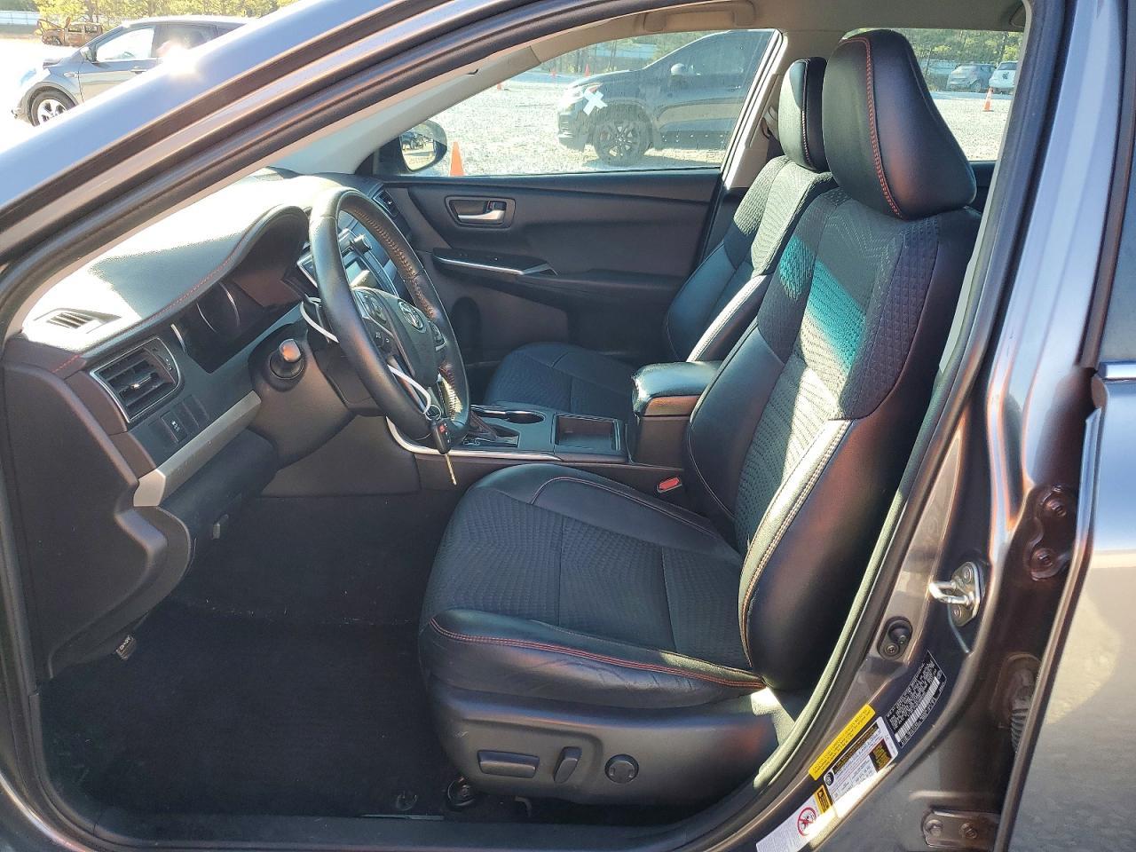 2015 TOYOTA CAMRY