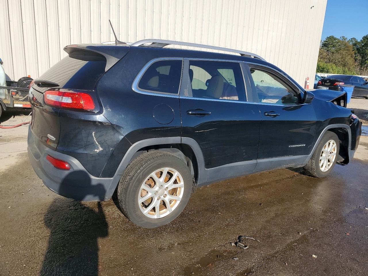 2018 JEEP CHEROKEE