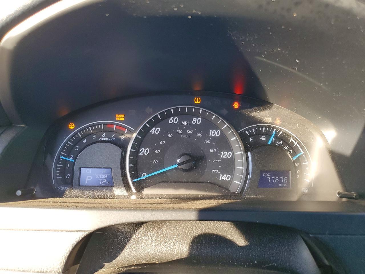 2014 TOYOTA CAMRY