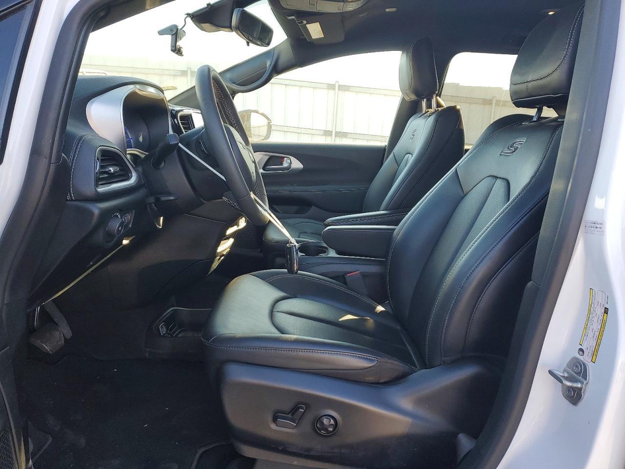2024 CHRYSLER Pacifica