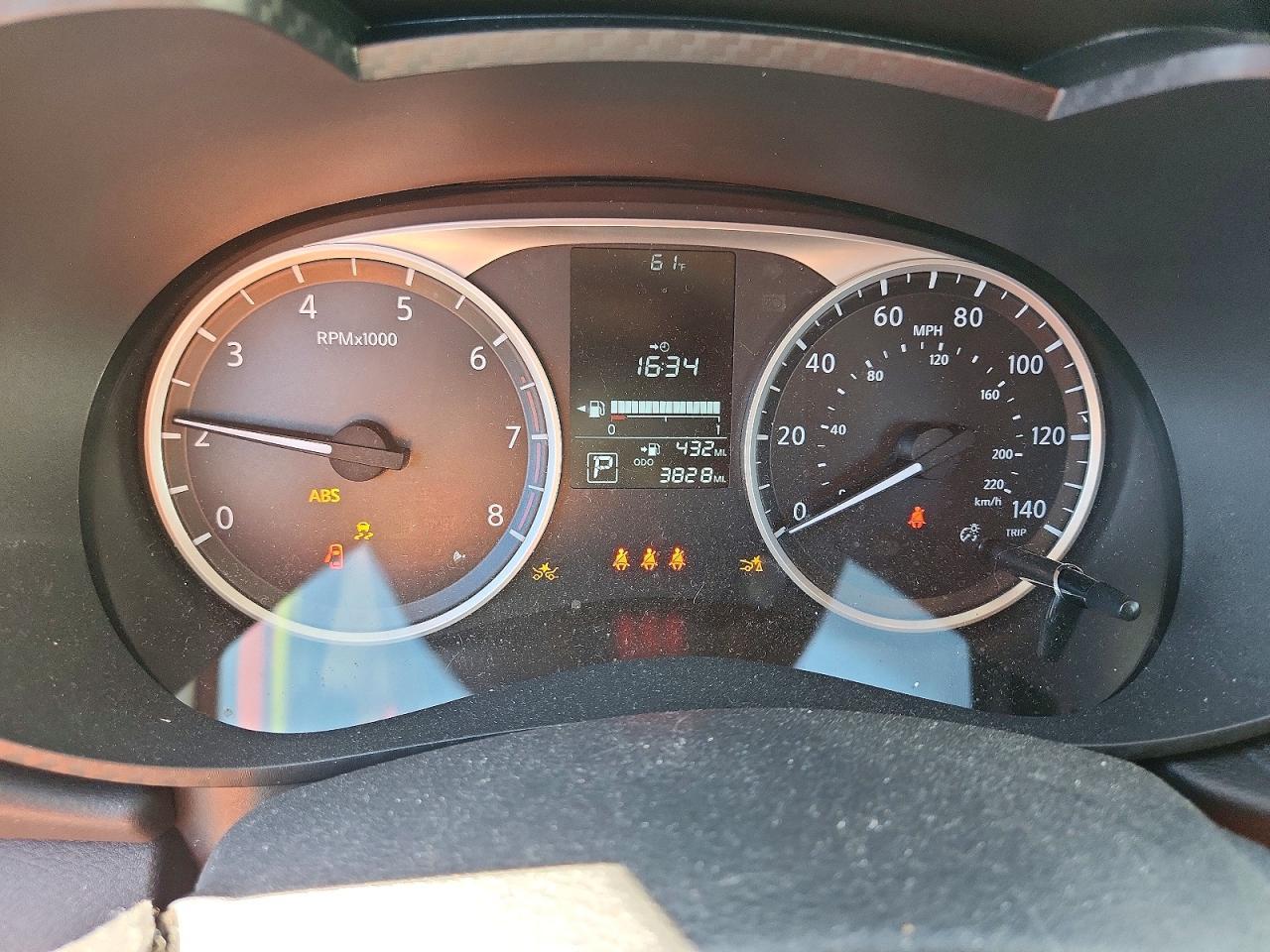 2025 NISSAN VERSA