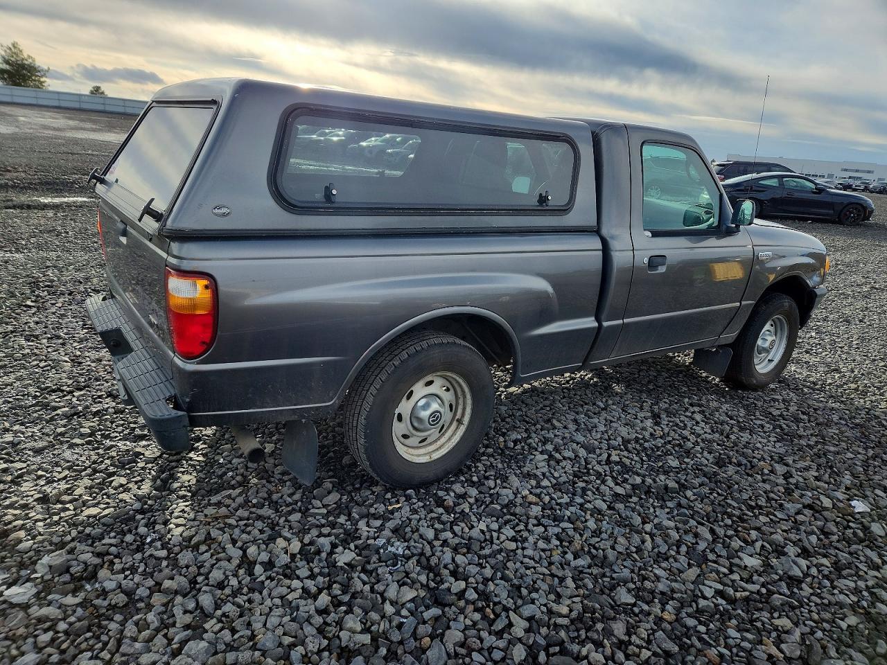2005 MAZDA B2300