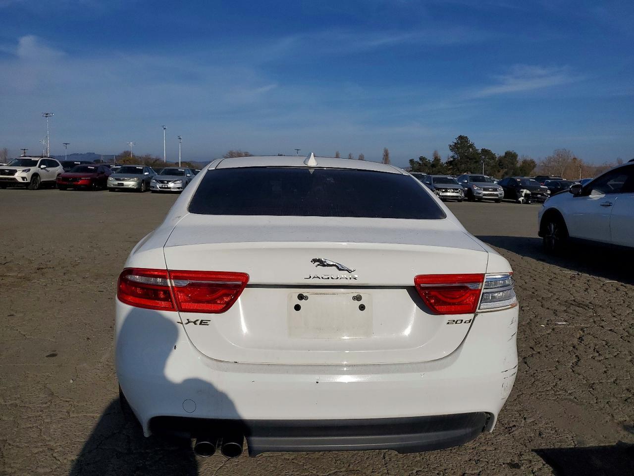 2017 JAGUAR XE