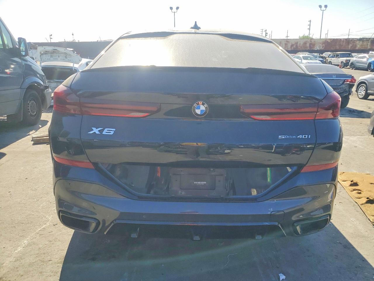 2021 BMW X6