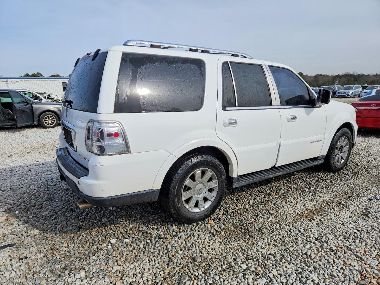 2005 LINCOLN Navigator