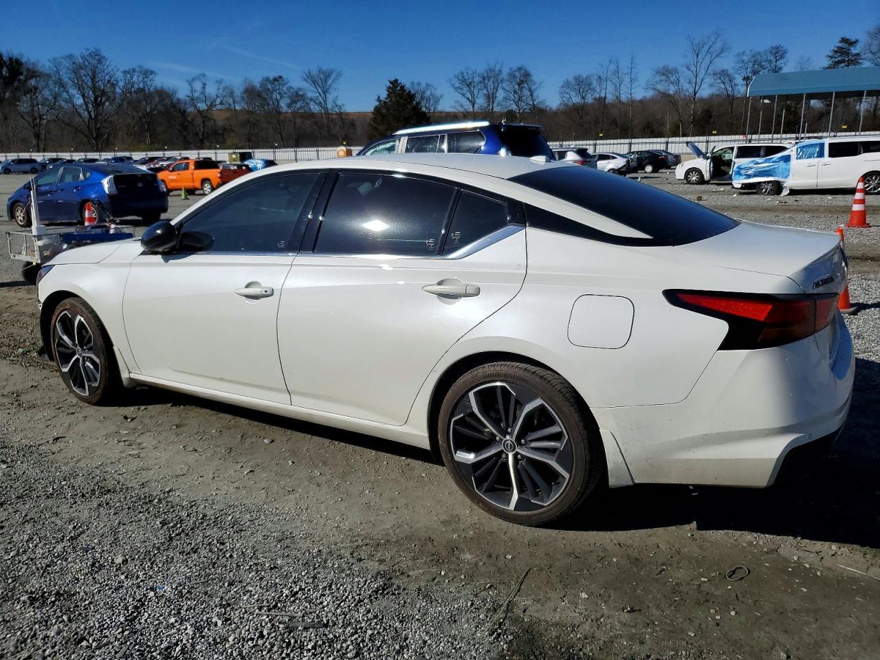 2024 NISSAN ALTIMA
