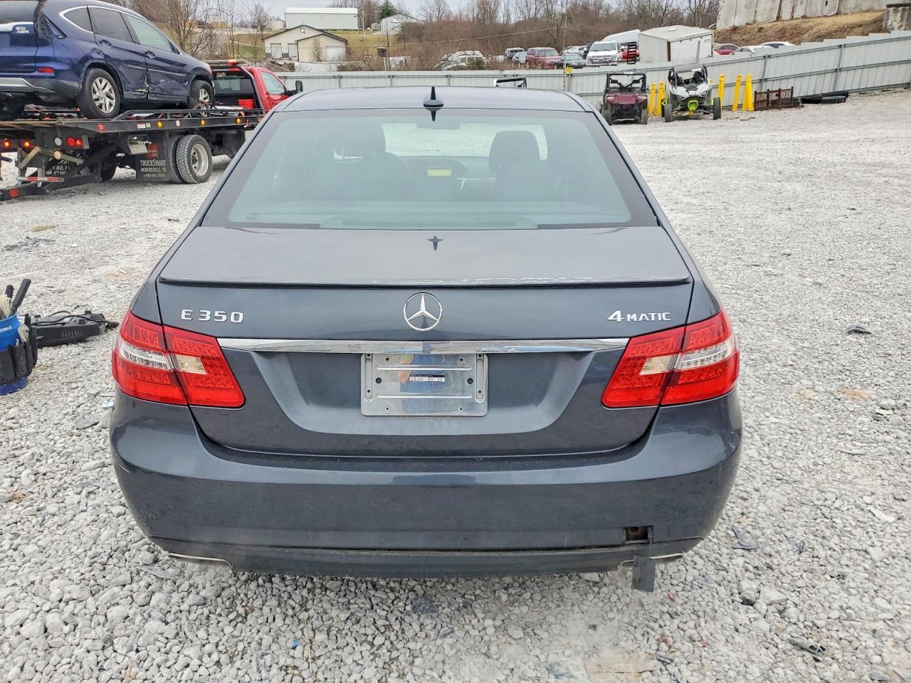 2012 MERCEDES-BENZ E-Class