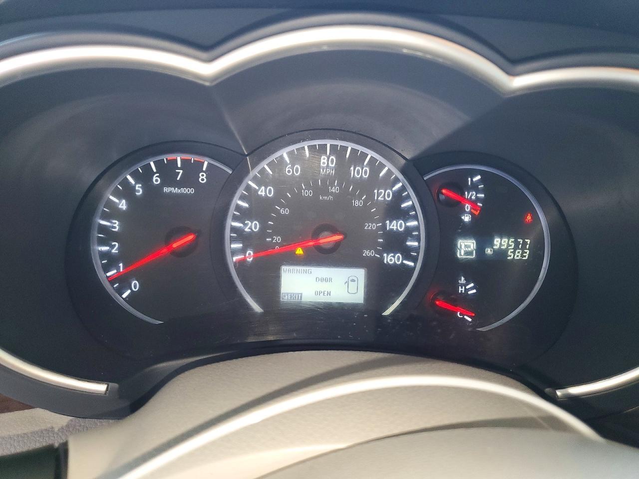 2013 NISSAN Quest