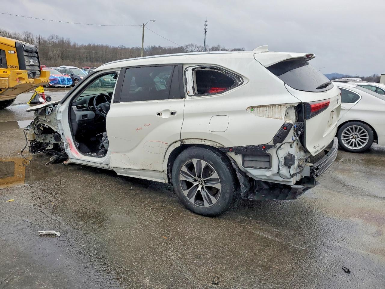 2021 TOYOTA HIGHLANDER