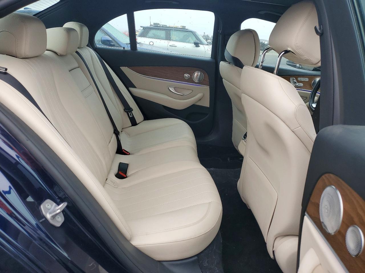 2017 MERCEDES-BENZ E-Class