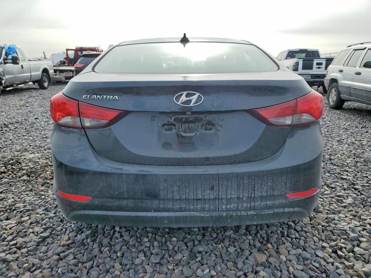 2016 HYUNDAI ELANTRA