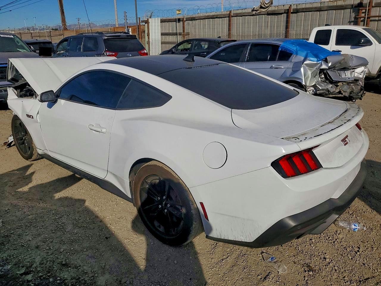 2024 FORD MUSTANG