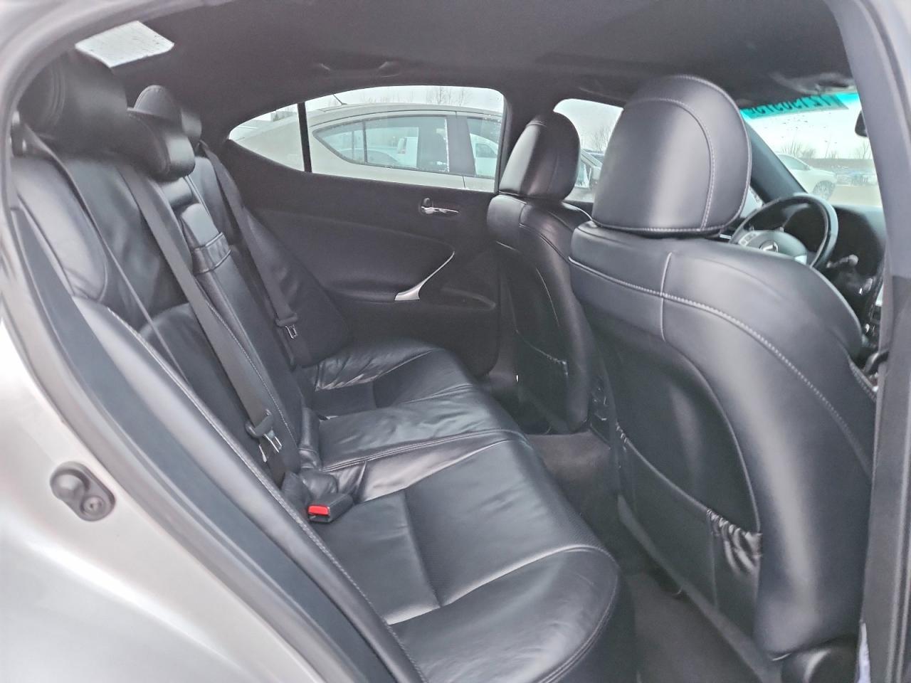2007 LEXUS IS 250