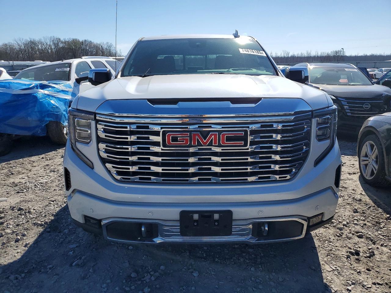 2024 GMC Sierra