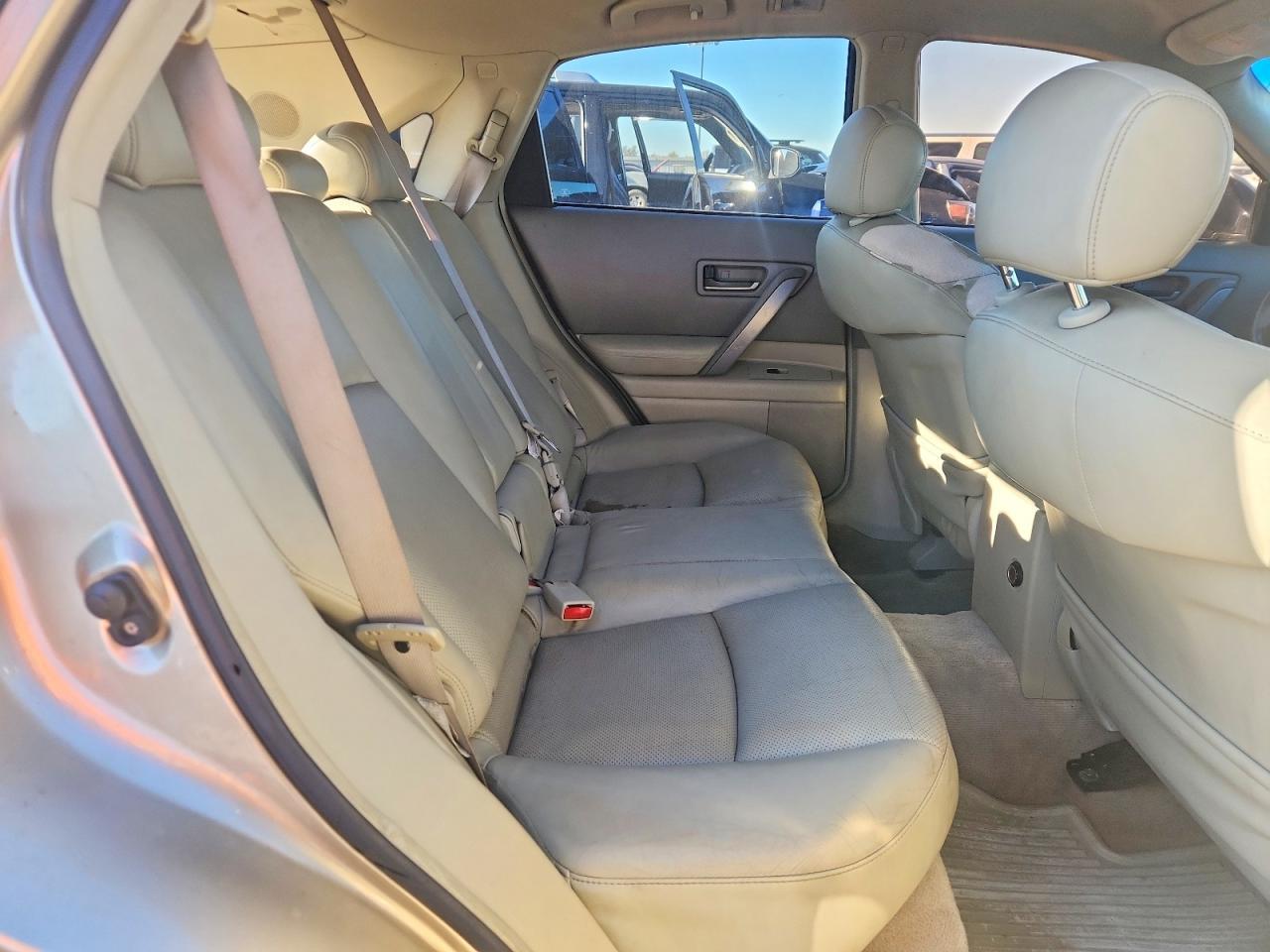 2005 INFINITI FX35