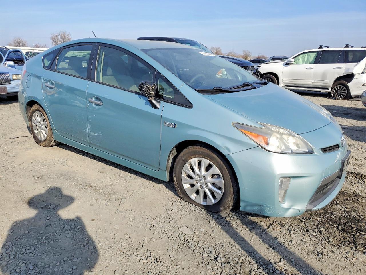 2014 TOYOTA Prius Plug-In