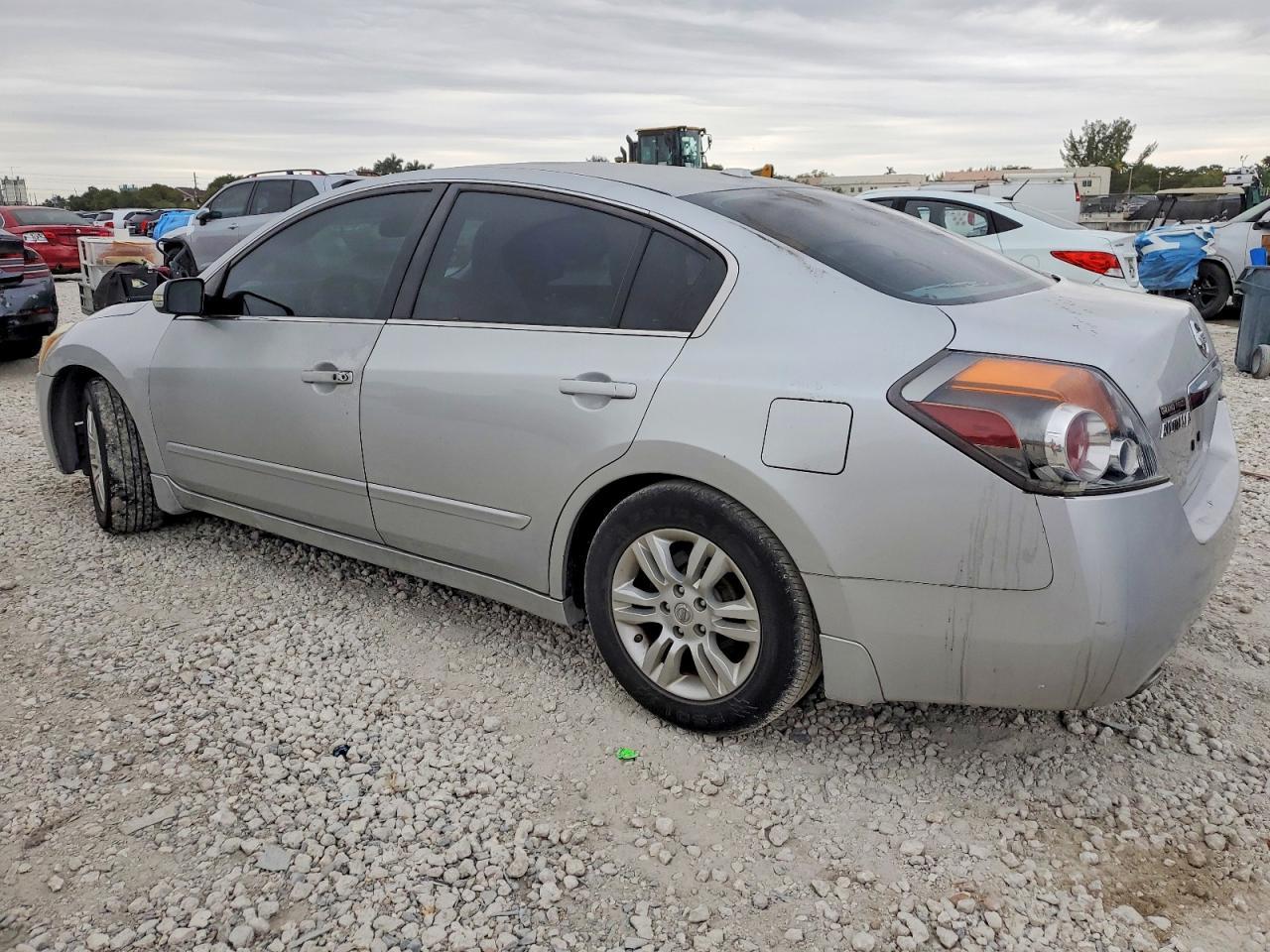 2011 NISSAN ALTIMA