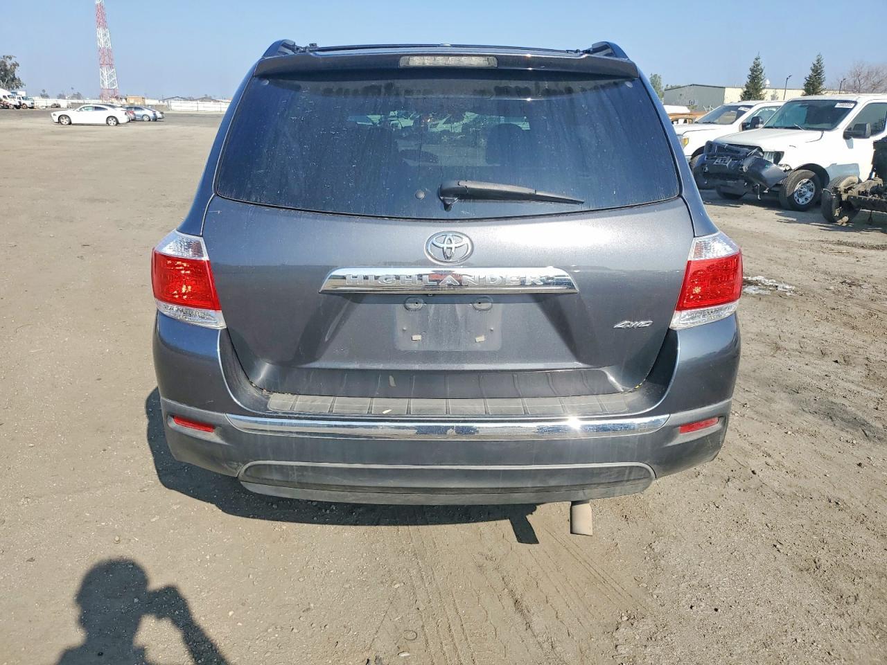 2013 TOYOTA HIGHLANDER