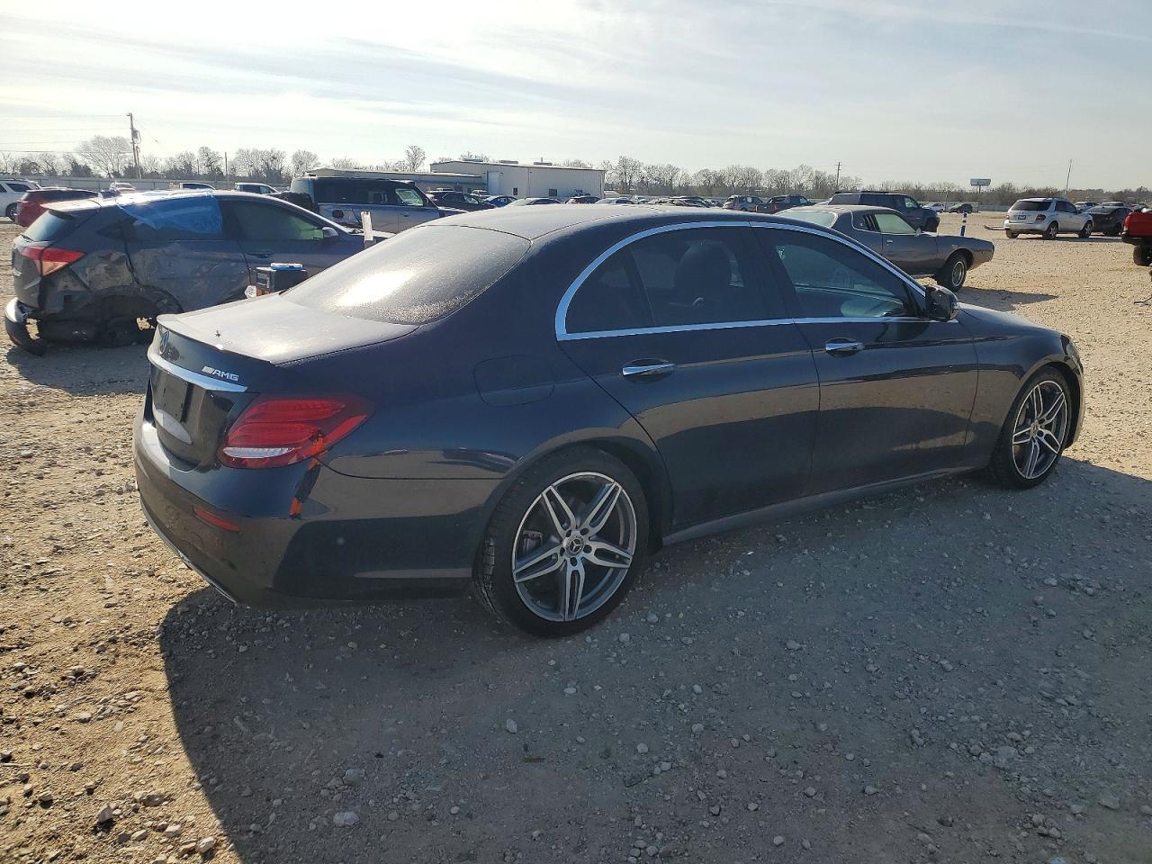 2018 MERCEDES-BENZ E-Class