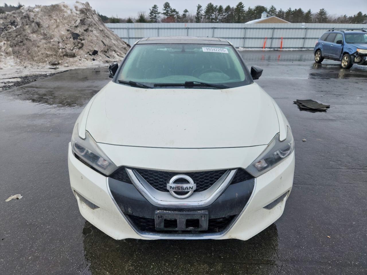2017 NISSAN Maxima