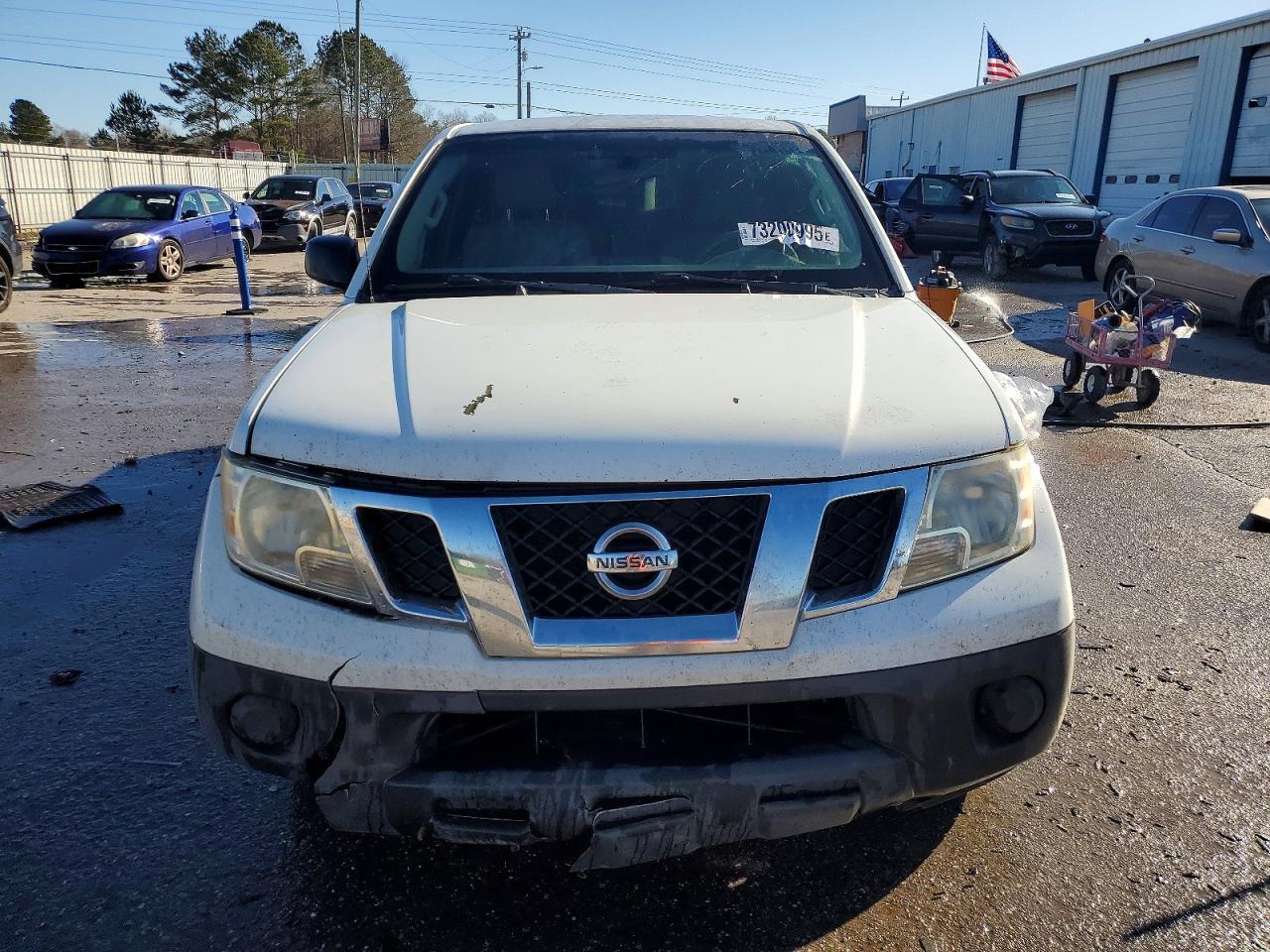 2014 NISSAN Frontier