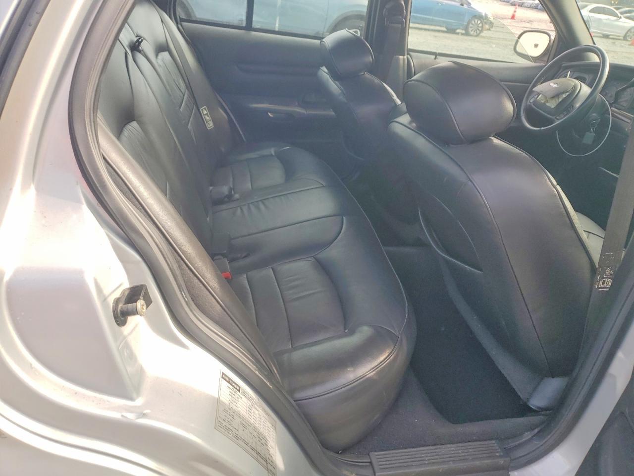 2001 FORD Crown Victoria