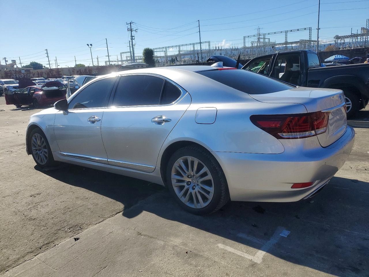 2015 LEXUS LS 460