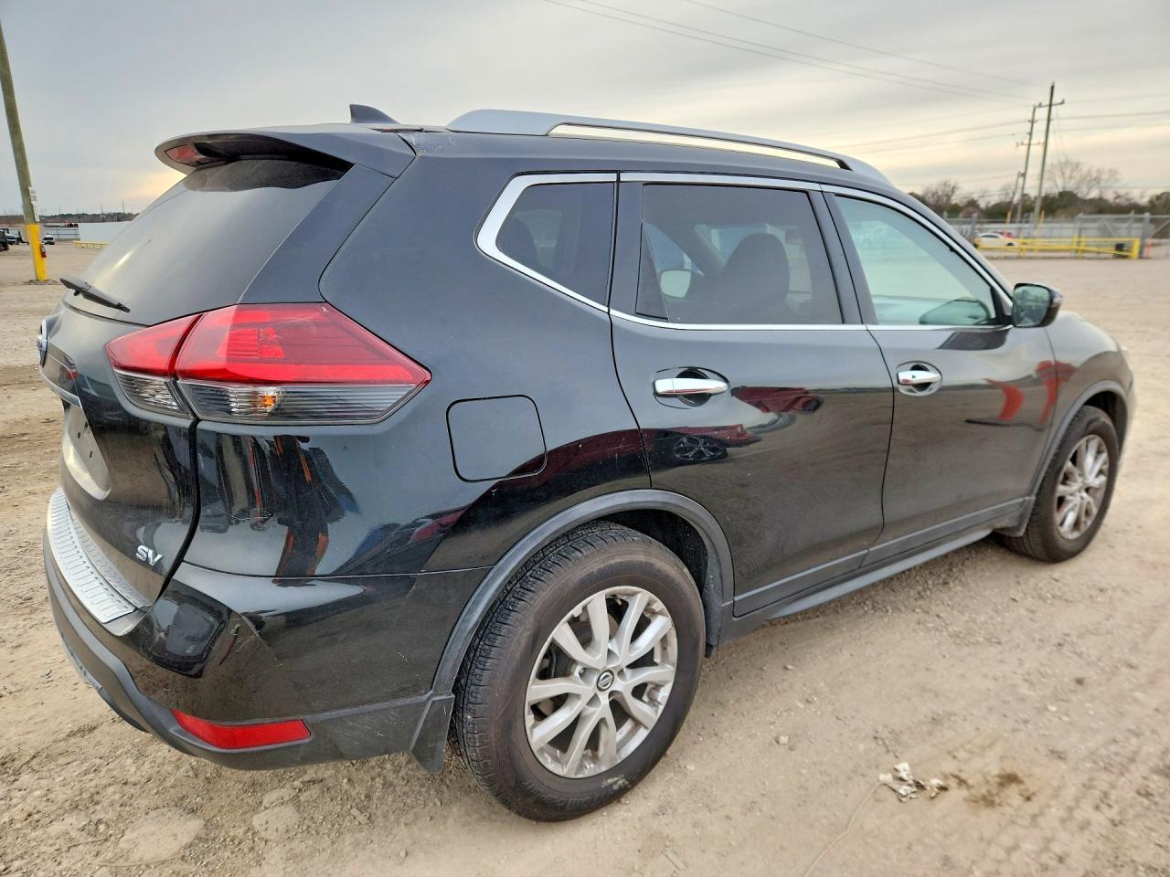 2018 NISSAN ROGUE