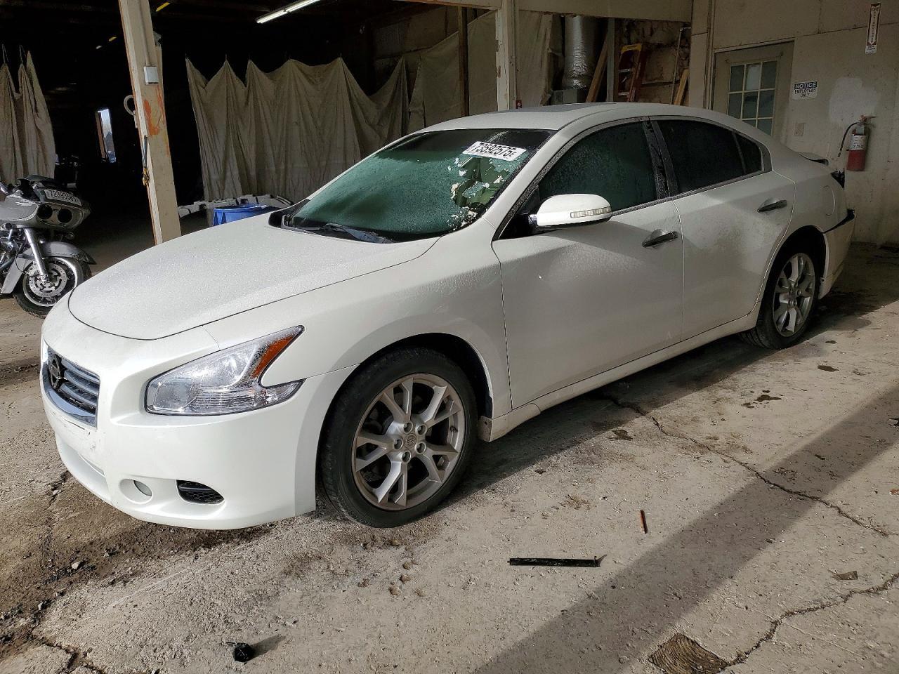 2012 NISSAN Maxima