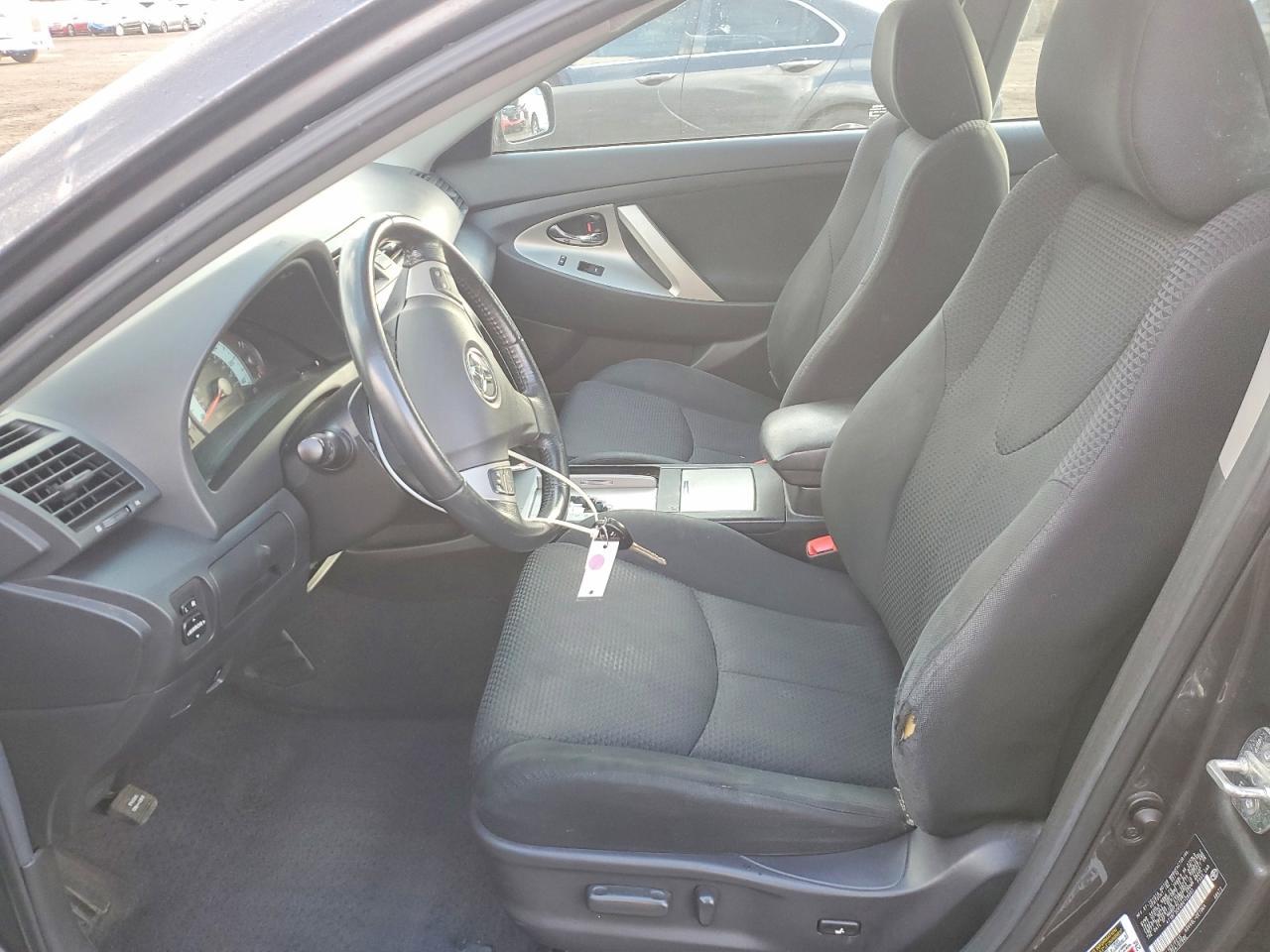 2011 TOYOTA CAMRY