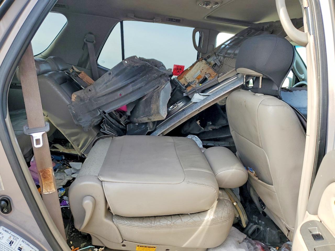 2002 TOYOTA Sequoia