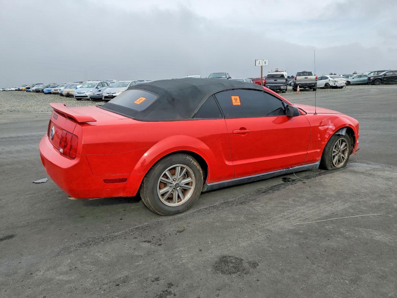 2005 FORD MUSTANG