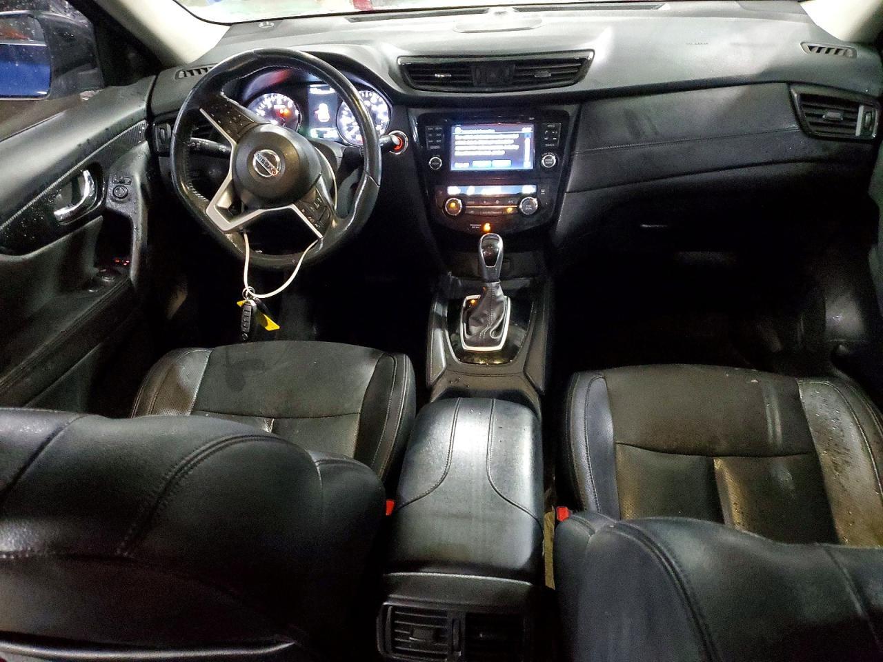2017 NISSAN ROGUE