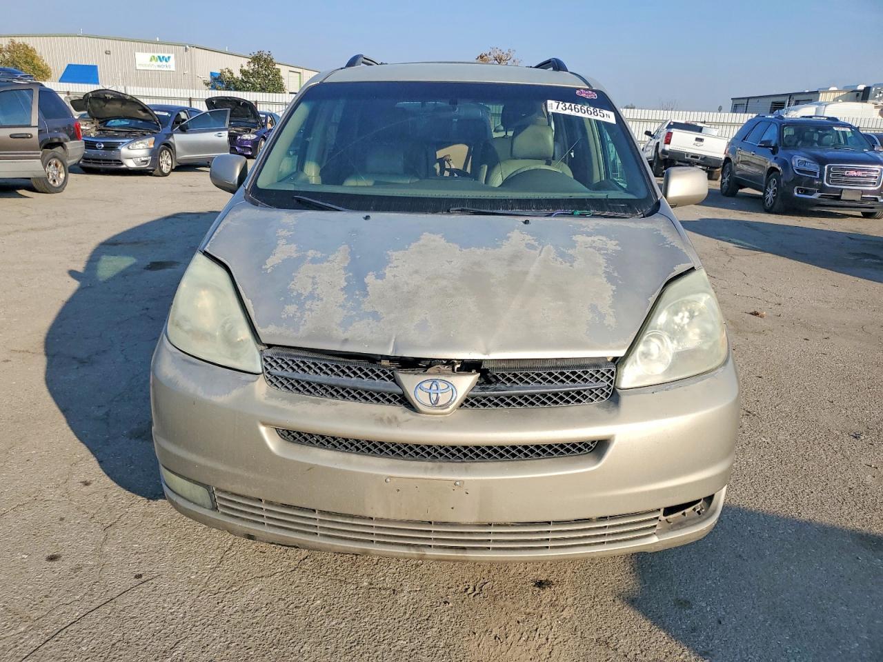 2004 TOYOTA SIENNA