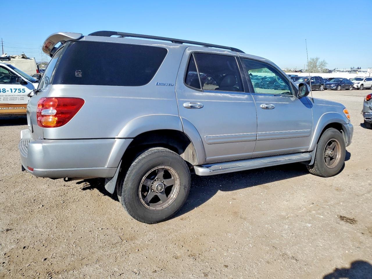 2002 TOYOTA Sequoia