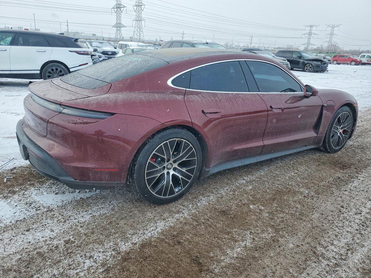 2022 PORSCHE Taycan