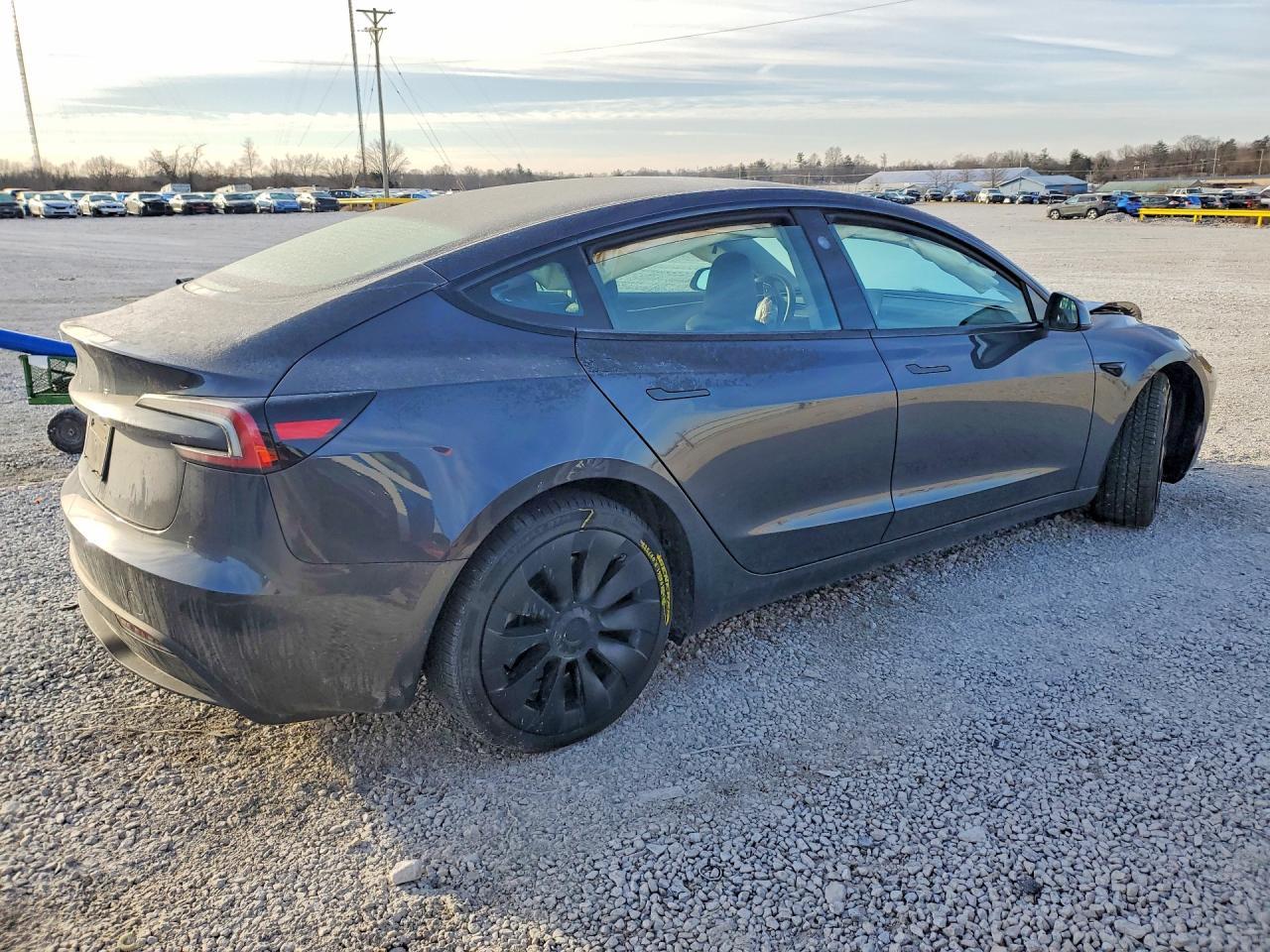 2024 TESLA MODEL 3