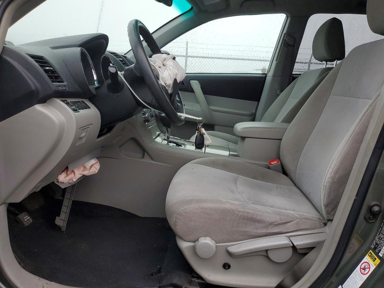 2012 TOYOTA HIGHLANDER