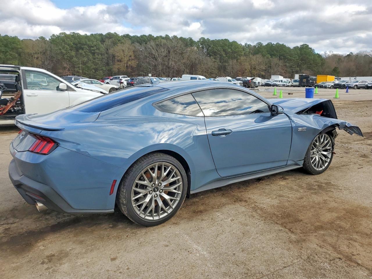 2024 FORD MUSTANG