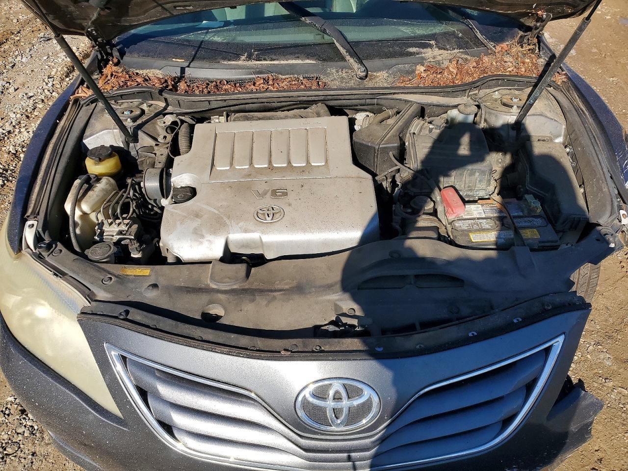 2010 TOYOTA CAMRY
